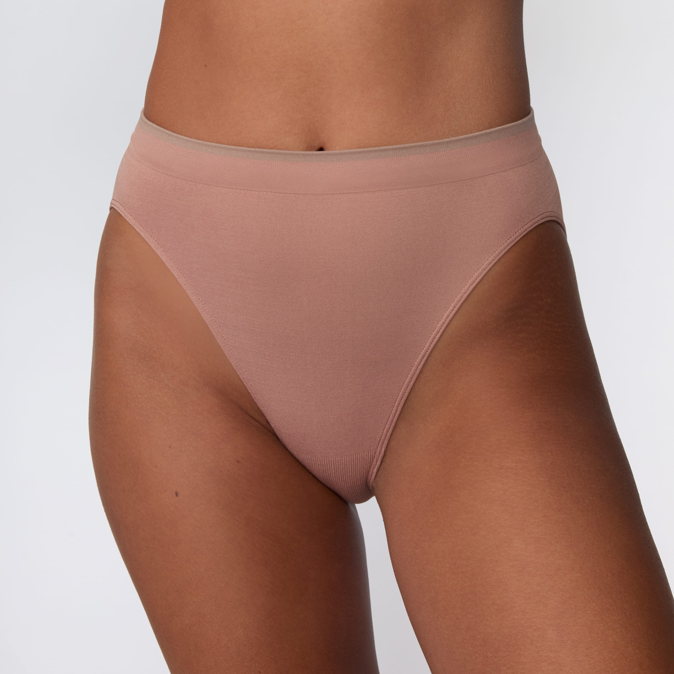 Smooth Seamless Brief - Plum
