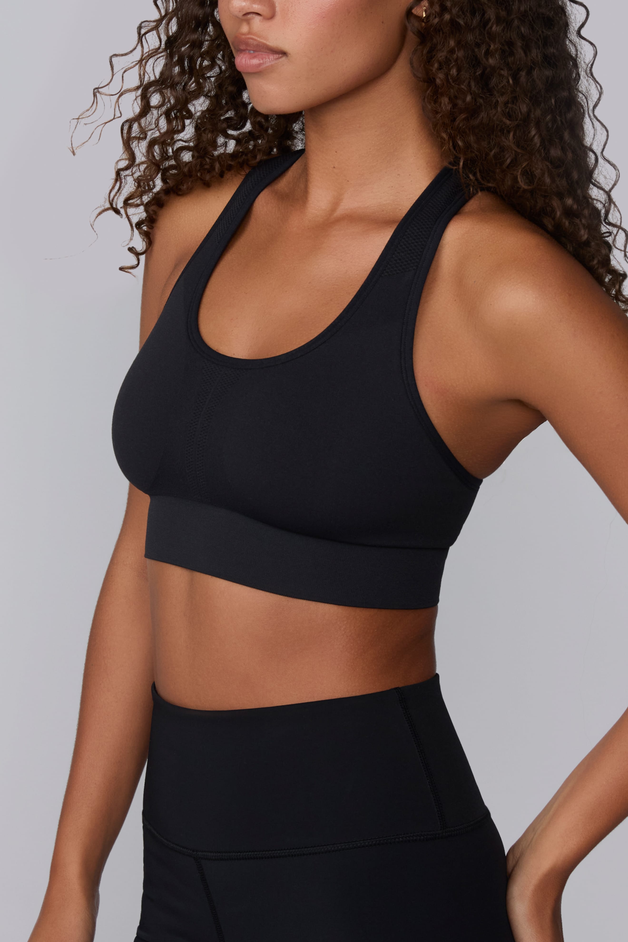 Seamless Racerback Sports Bra - Black