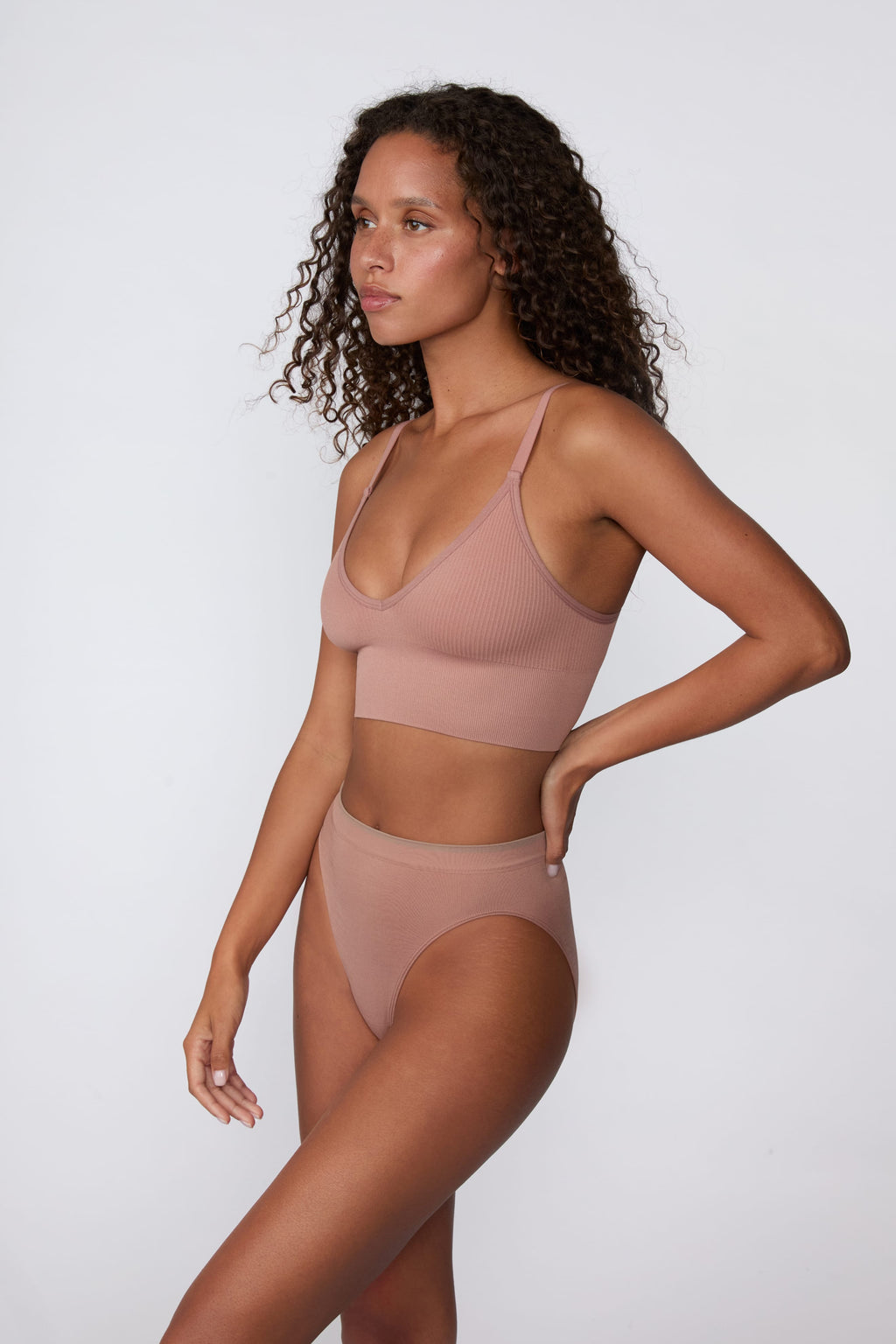 Smooth Seamless Brief - Plum